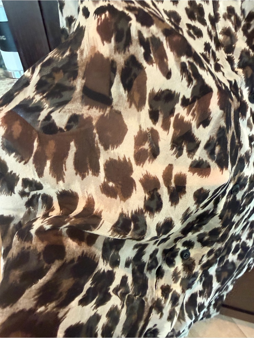 Diane von Furstenberg Leopard Print Silk Sheer Blouse Size 6 - Picture 3 of 9